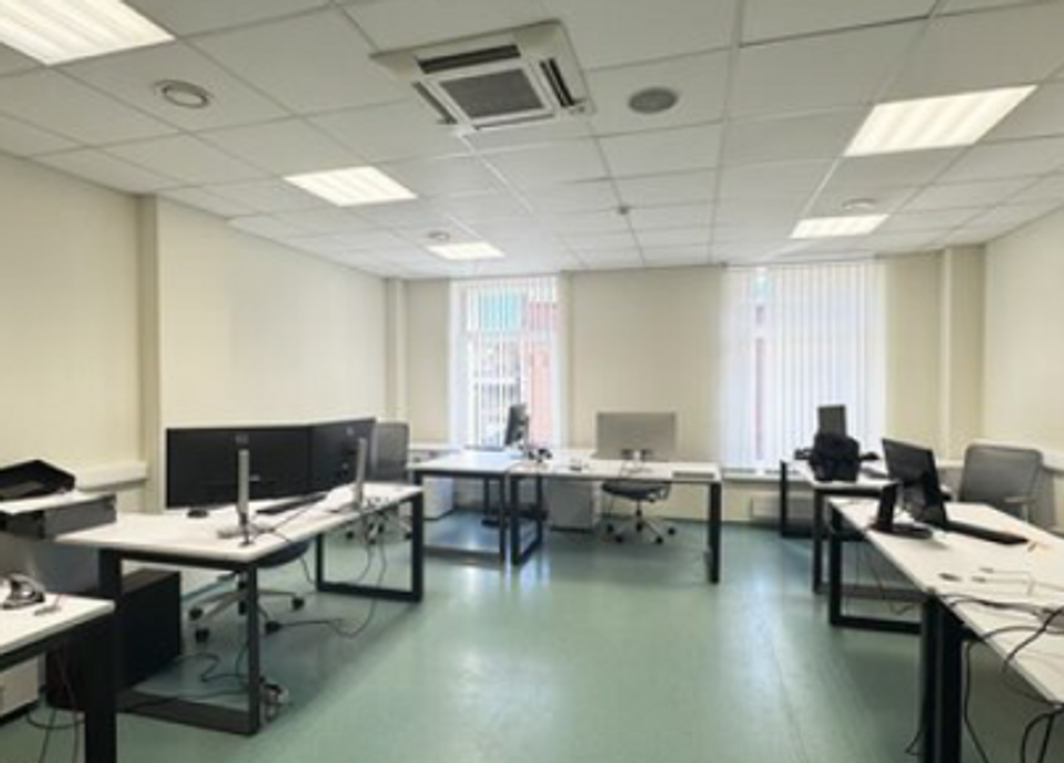 Продажа бизнес-центра в престижном районе Петроградский