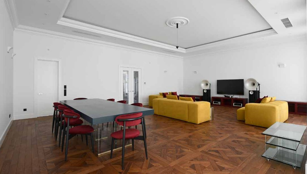 Комплекс представительских офисных особняков в класса 