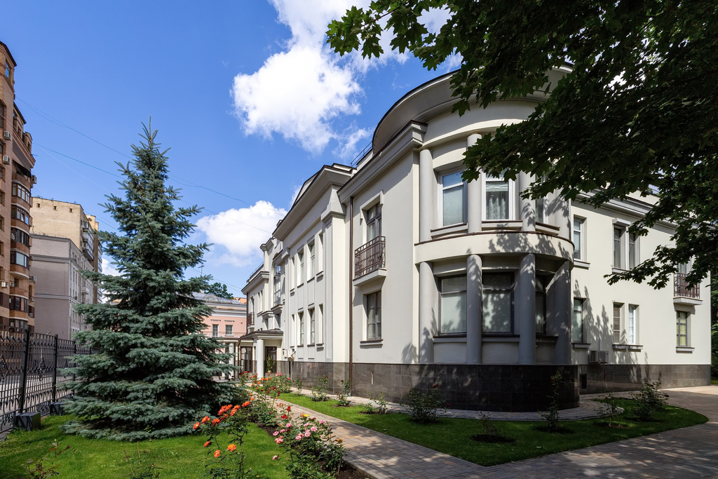 Роскошная квартира на Малой Полянке