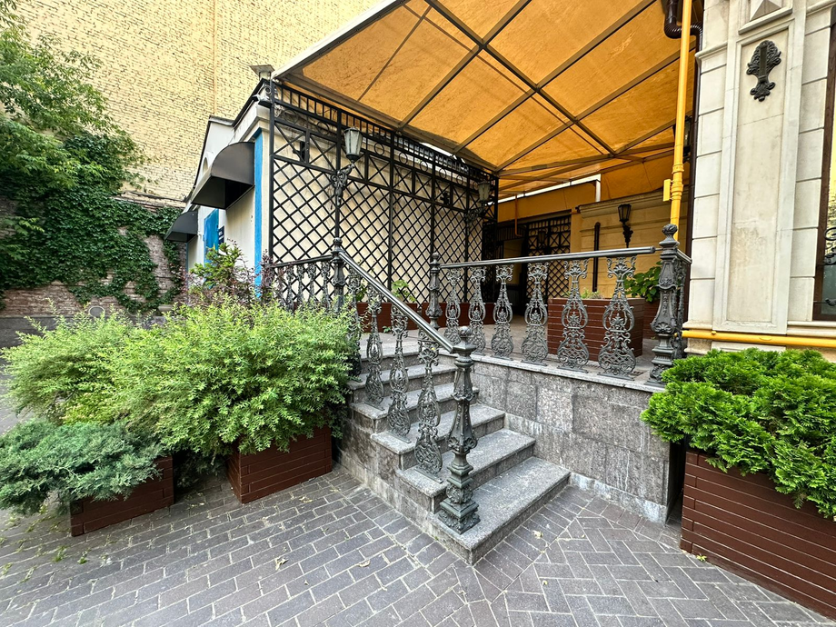 Коммерческое пространство в историческом здании на Арбате